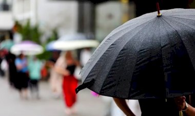 Com ciclone afastado no oceano, frente fria ganha força e traz chuva para o Centro-Sul; veja previsão