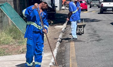 Saae intensifica serviços de capina e roçada em ruas de Barra Mansa