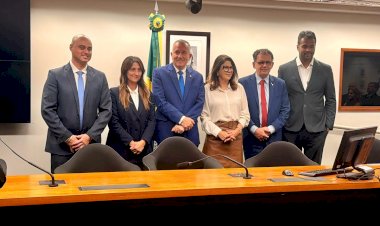 Prefeito Jonas Dico participa de comissão em Brasília e cobra nova concessão para a BR-393