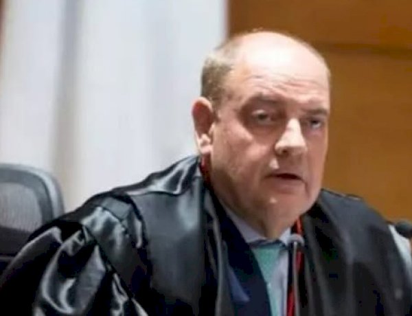 O desembargador Ricardo Couto, continua a frente do governo do Estado do Rio de Janeiro