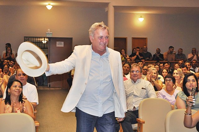 Breninho e Marcela são reconduzidos ao segundo mandato com a maior votação da história já vista na cidade.