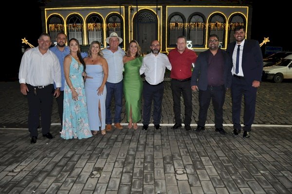 Breninho e Marcela são reconduzidos ao segundo mandato com a maior votação da história já vista na cidade.