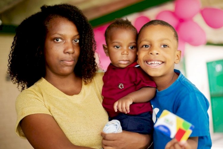 Mais de 1,5 milhão de famílias do Rio de Janeiro recebem o Bolsa Família a partir desta segunda (20)