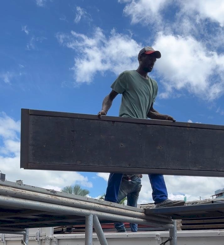 Estrutura do Carnaval 2025 começa a ser montada em Três Rios