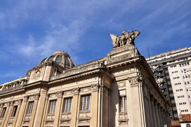 50 Anos da ALERJ: Meio Século de Política e Decisões Que Mudaram o Rio de Janeiro