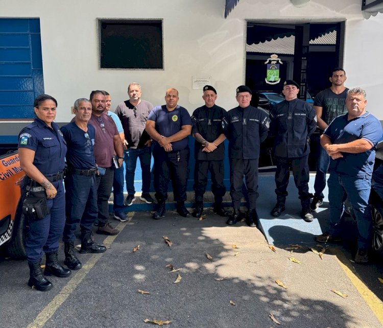 Reunião estratégica para a implementação de uma muralha digital na área do 38º BPM