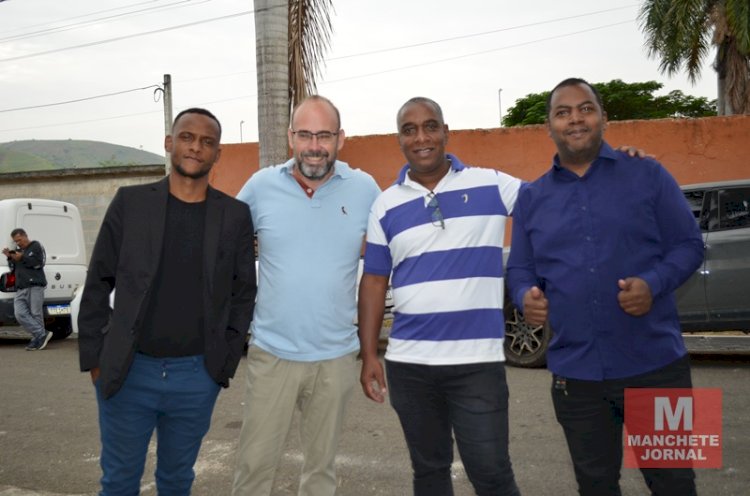 Ex-prefeito e pré-candidato Eduardo Paes participa de encontro para debater  futuro do Estado em Comendador Levy Gasparian