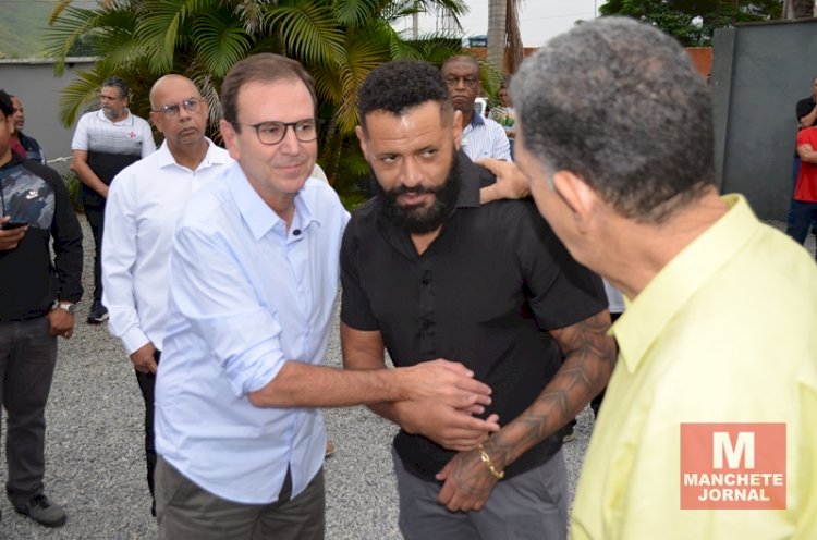 Ex-prefeito e pré-candidato Eduardo Paes participa de encontro para debater  futuro do Estado em Comendador Levy Gasparian