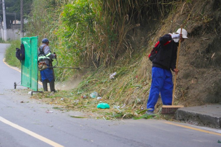 Prefeitura inicia mutirão de limpeza, conservação e manutenção urbana no bairro Vista Alegre