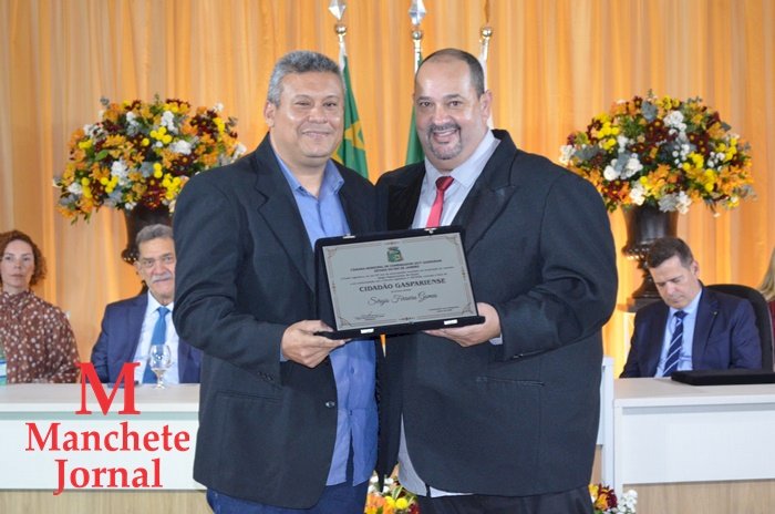 Sessão Solene em Comemoração ao 35º Aniversário de Emancipação Político-Administrativa de Comendador Levy Gasparian/RJ.