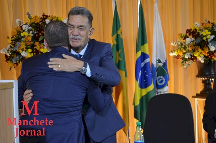 Sessão Solene em Comemoração ao 35º Aniversário de Emancipação Político-Administrativa de Comendador Levy Gasparian/RJ.