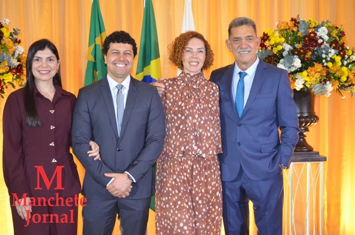 Sessão Solene em Comemoração ao 35º Aniversário de Emancipação Político-Administrativa de Comendador Levy Gasparian/RJ.