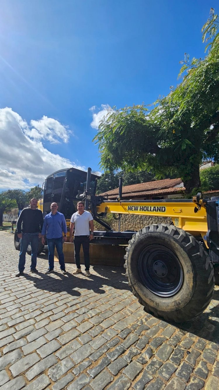 Prefeitura de Três Rios reforça frota com novas máquinas para manutenção das estradas vicinais