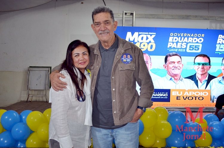 Mesmo com chuva e frio, uma multidão comparece ao Atlético Clube Operário para prestigiar os candidatos do Prefeito Cláudio Mannarino.