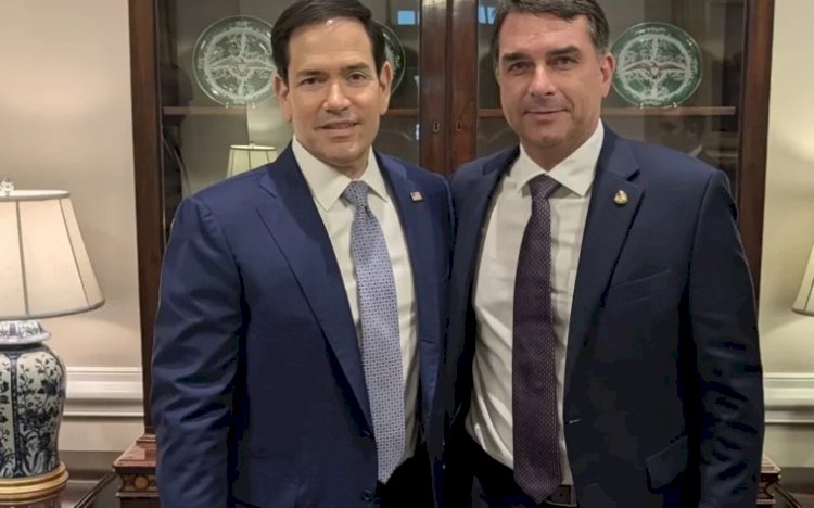 Aliado de Trump diz que Rubio organizou a saída de Flávio Bolsonaro do Brasil rumo aos EUA